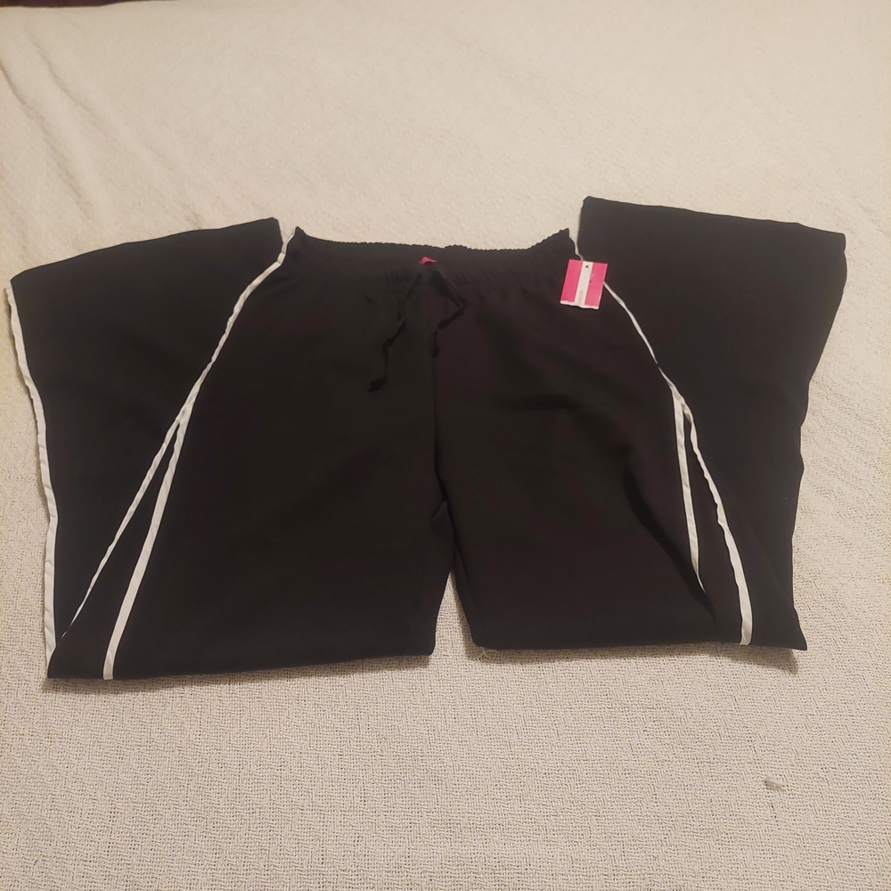 Women's Black Wide-Leg Pants - Picture 7 of 8